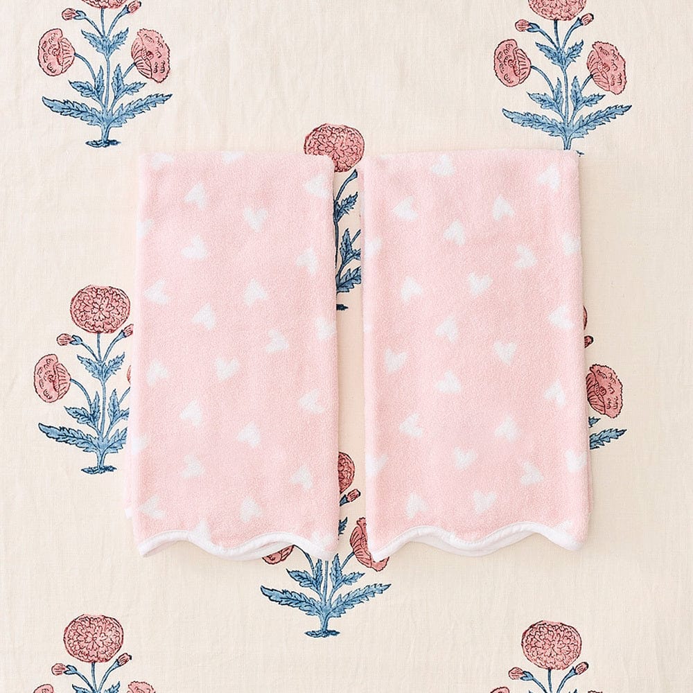 Scallop Patterned Hand Towels (pair)